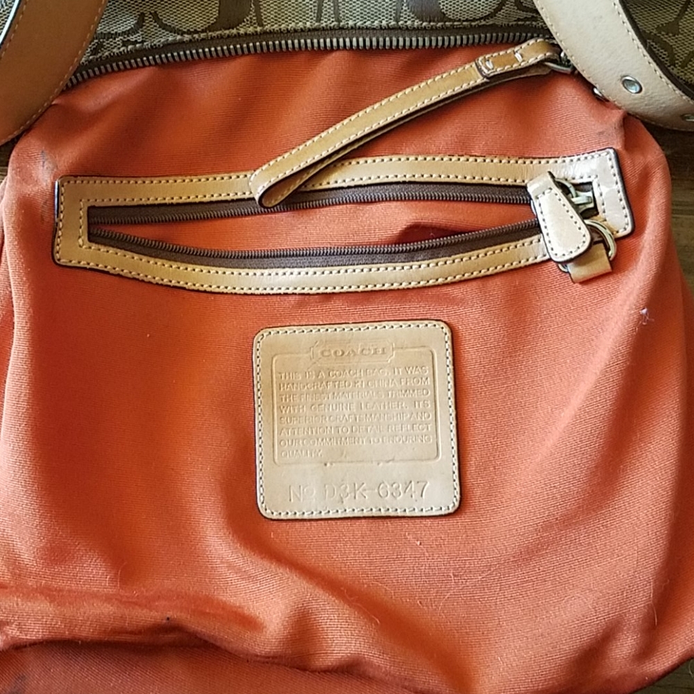 🧡Coach Crossbody bag🧡 - Picture 6 of 7